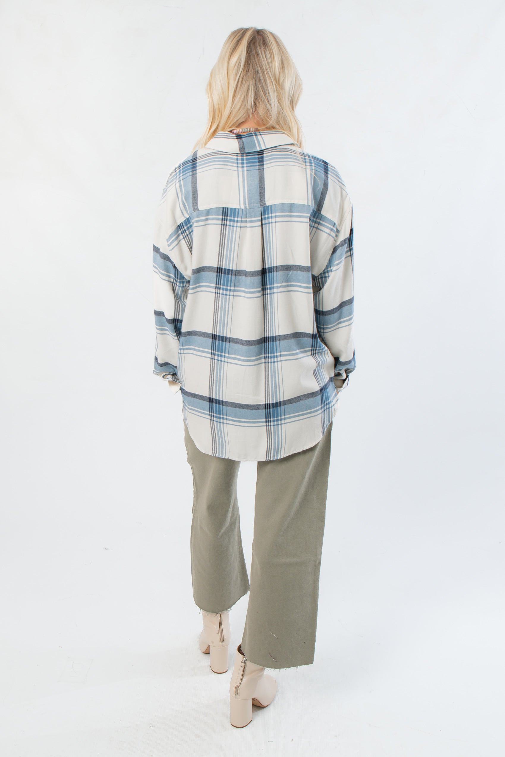 Z Supply Vintage Indigo River Plaid Button Up – Back view showing relaxed fit and pleated detail, perfect for layering in fall and winter outfits.