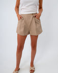 Comfortable trouser shorts for professional settings