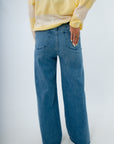 Wide leg jeans, women's wide leg jeans with raw hem, women's fall denim, daze denim fall styles