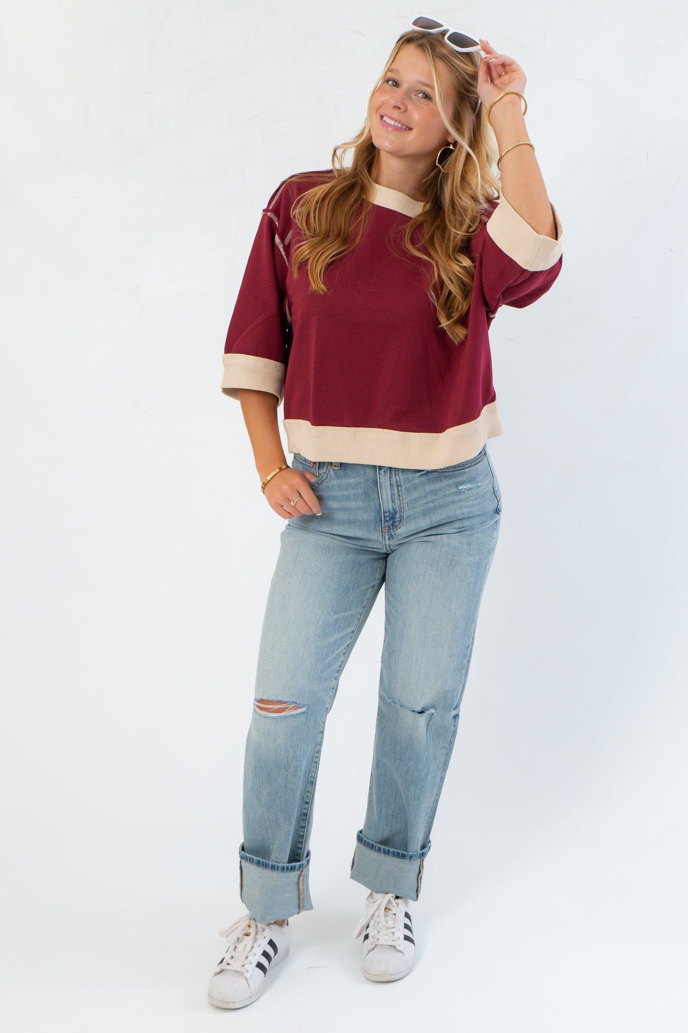 Burgundy and cream Vickie Sweatshirt with short sleeves and relaxed silhouette, ideal for gameday or lounging in style.