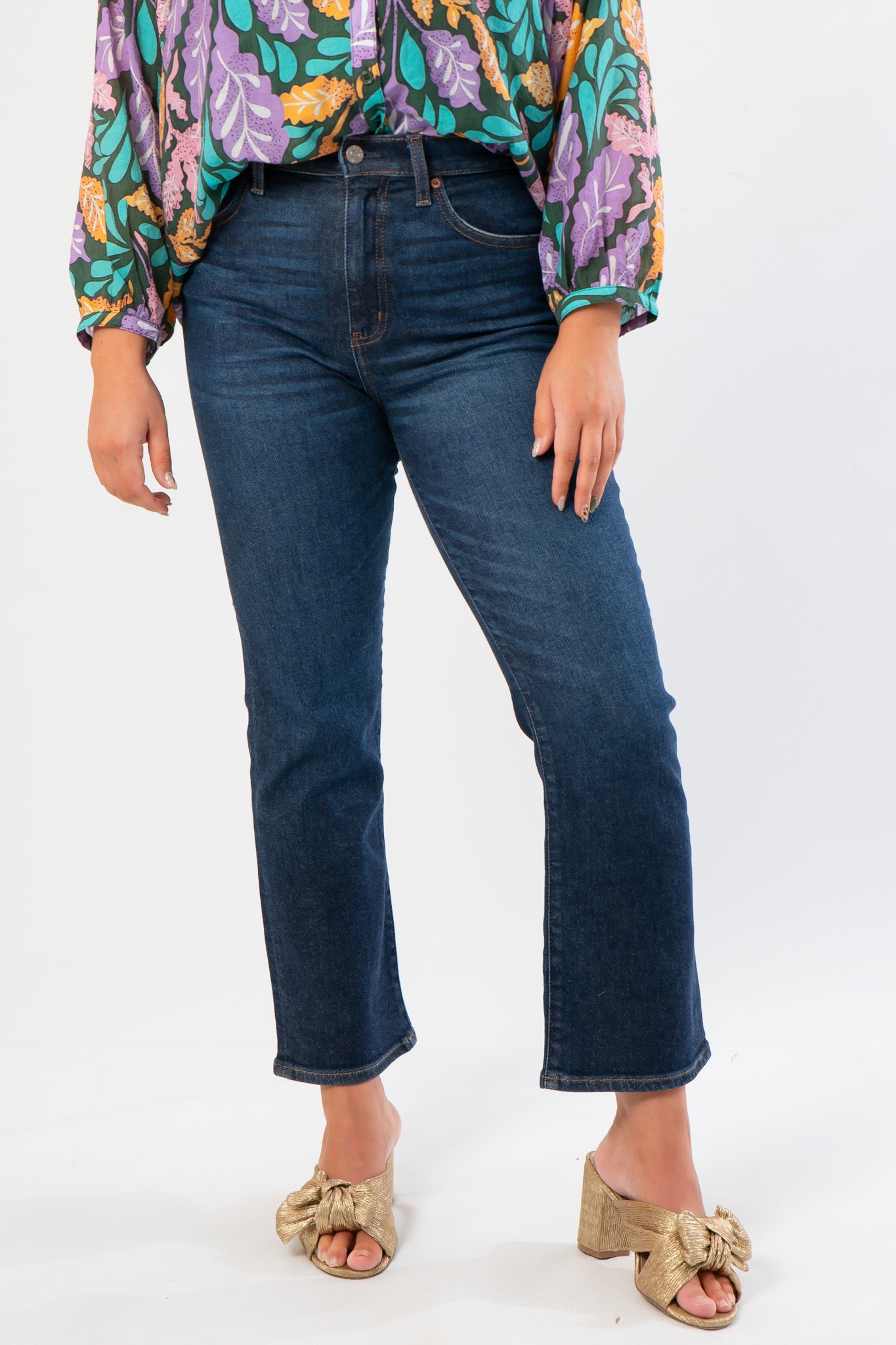 Daze Deep Kiss Shy Girl Crop Flare