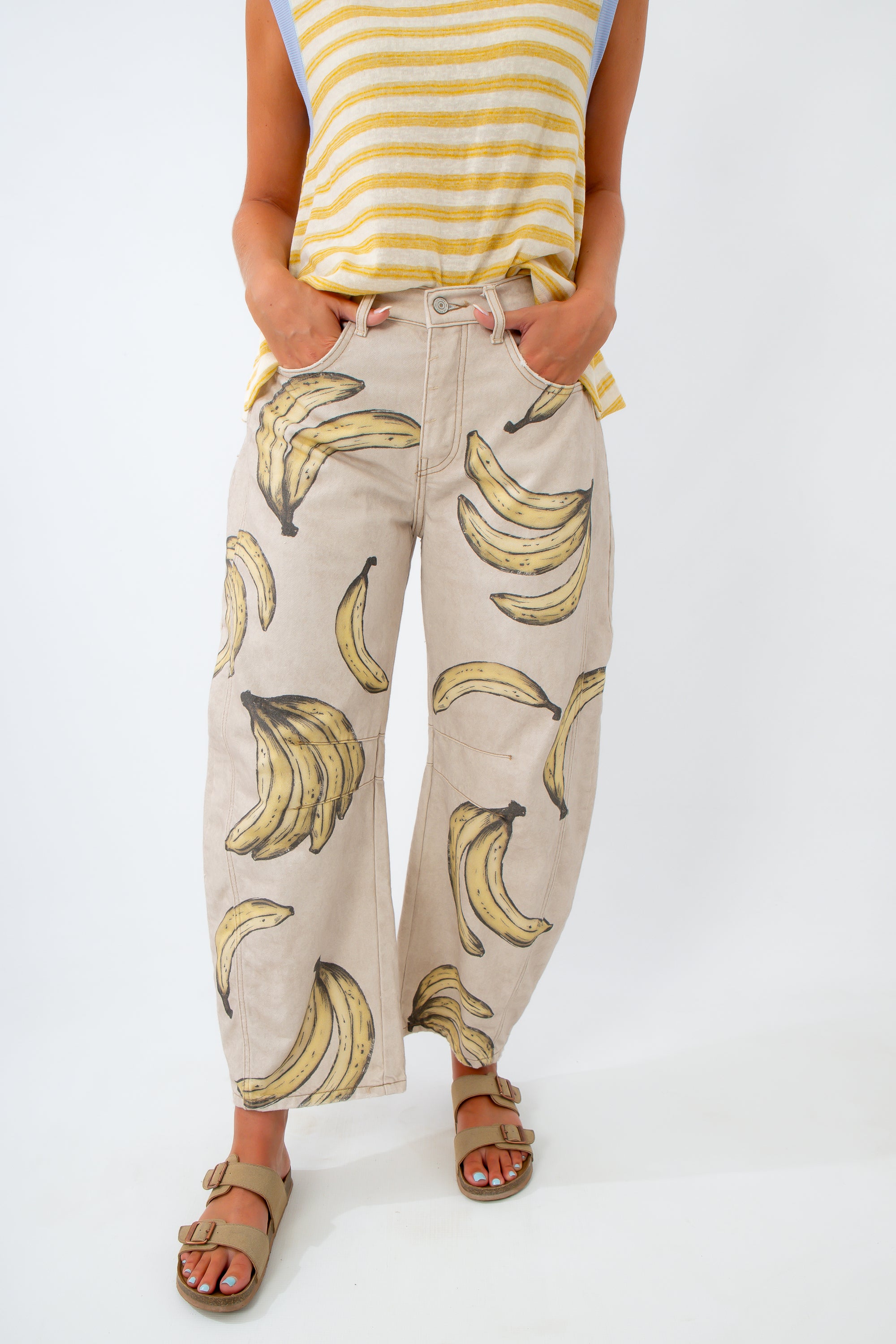 banana printed barrel jean 