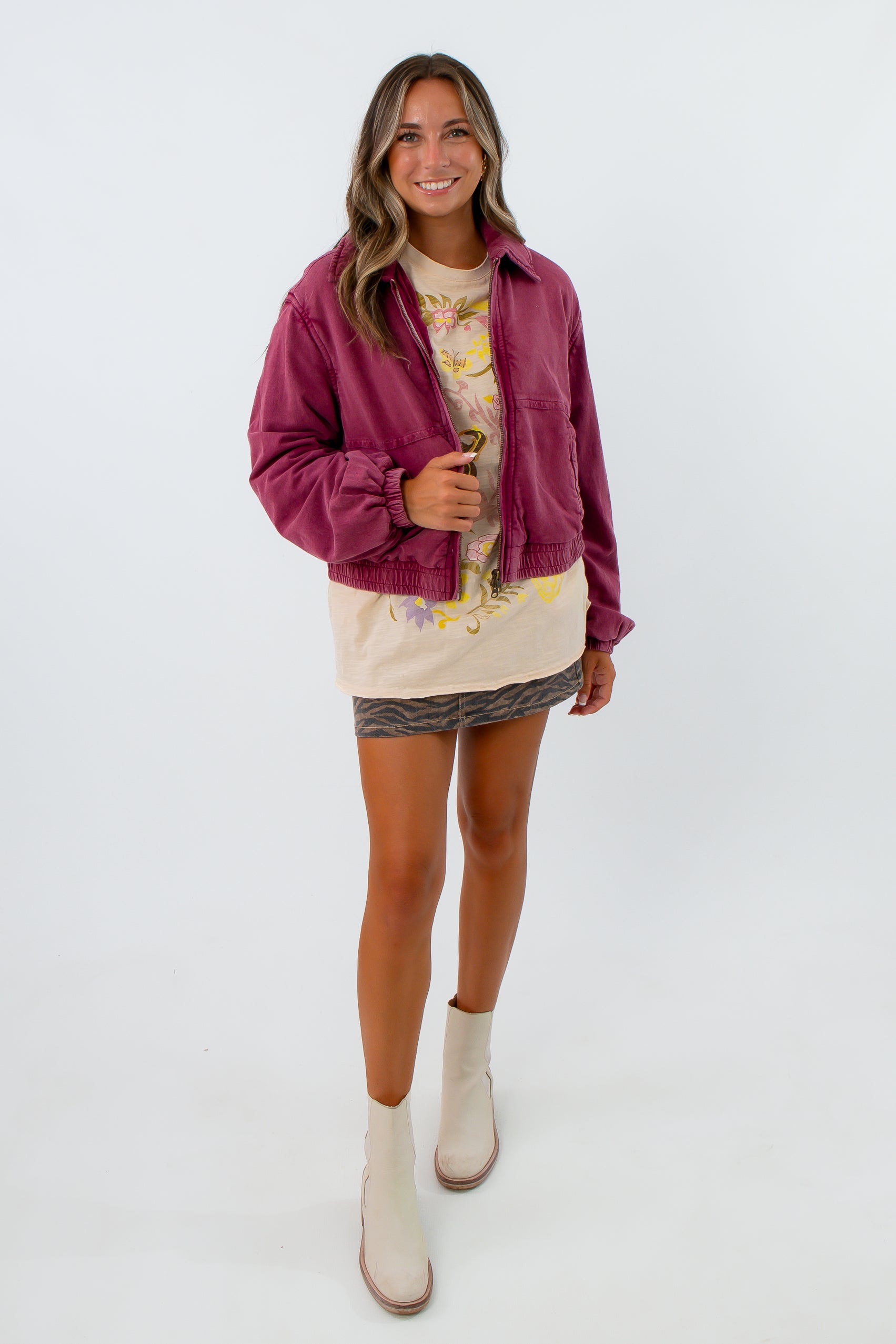 stylish fall outerwear for women, maroon zip up jacket, Free People jacket, fall layering, fall outerwear