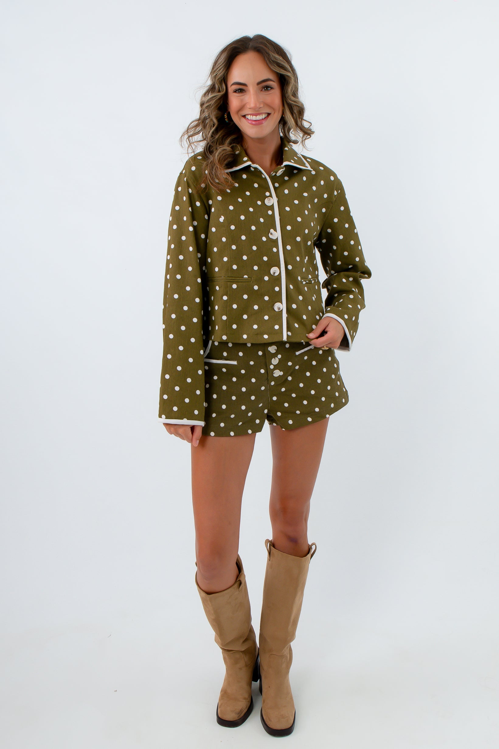 Lightweight fall jacket with button front closure, fall layering pieces, fall outerwear, lightweight green jacket