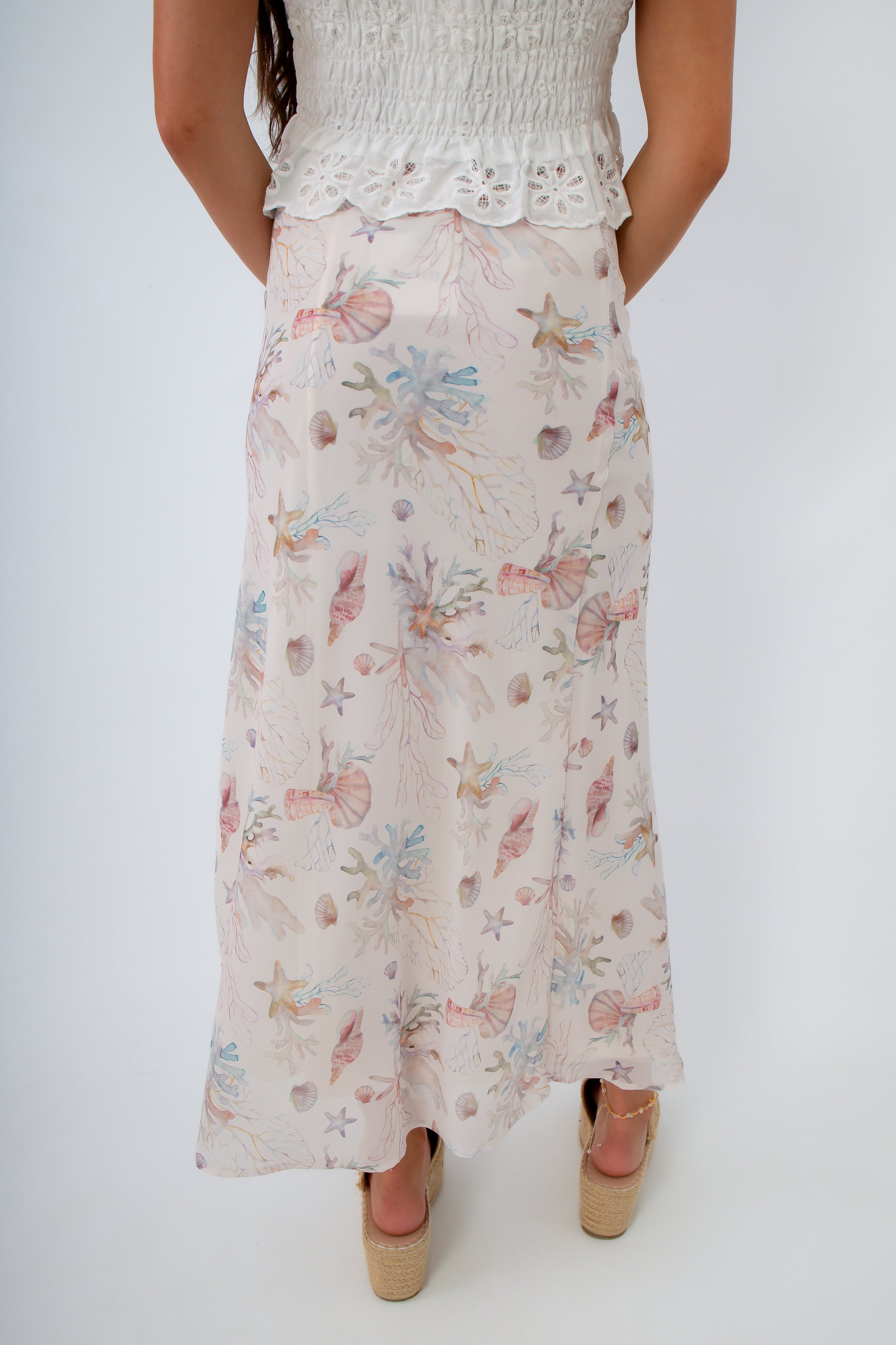 shell and starfish print silky skirt