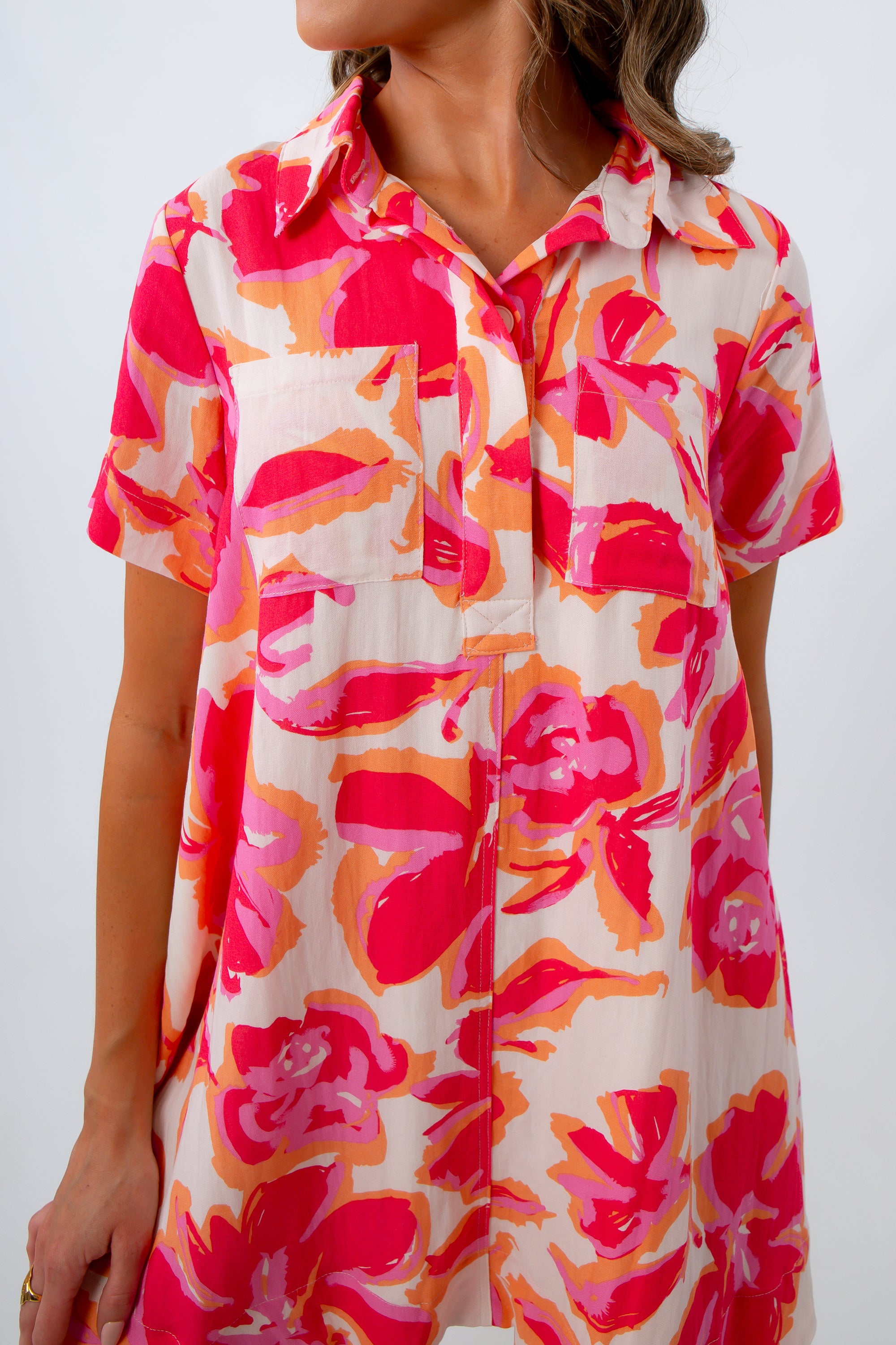 Floral design for tropical vacation