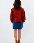Elevated crewneck sweatshirt for fall, Seam detailed sweatshirt, reddish-brown sweatshirt