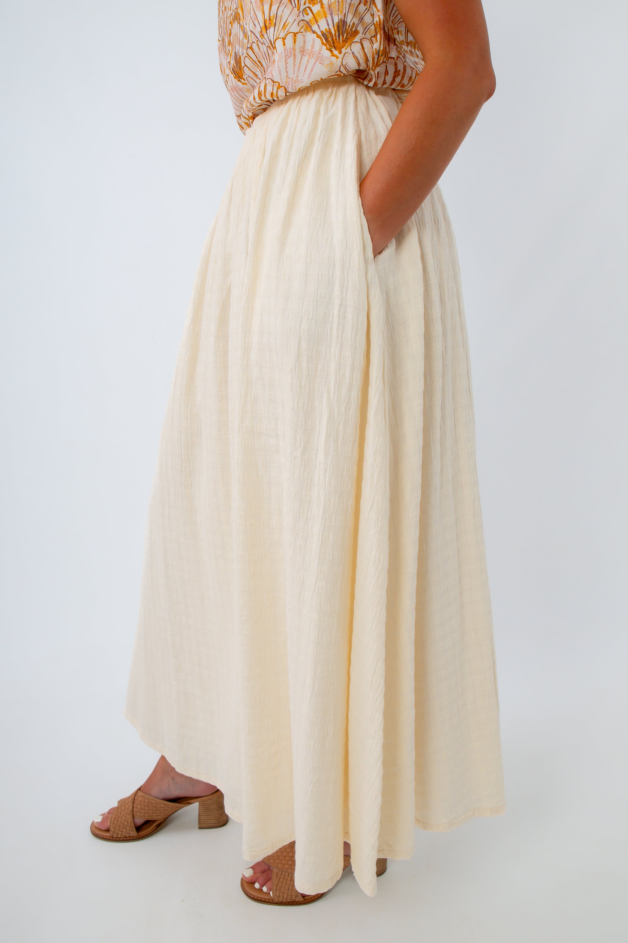 Cream cotton midi skirt with pockets, the perfect elevated staple skirt for all year long