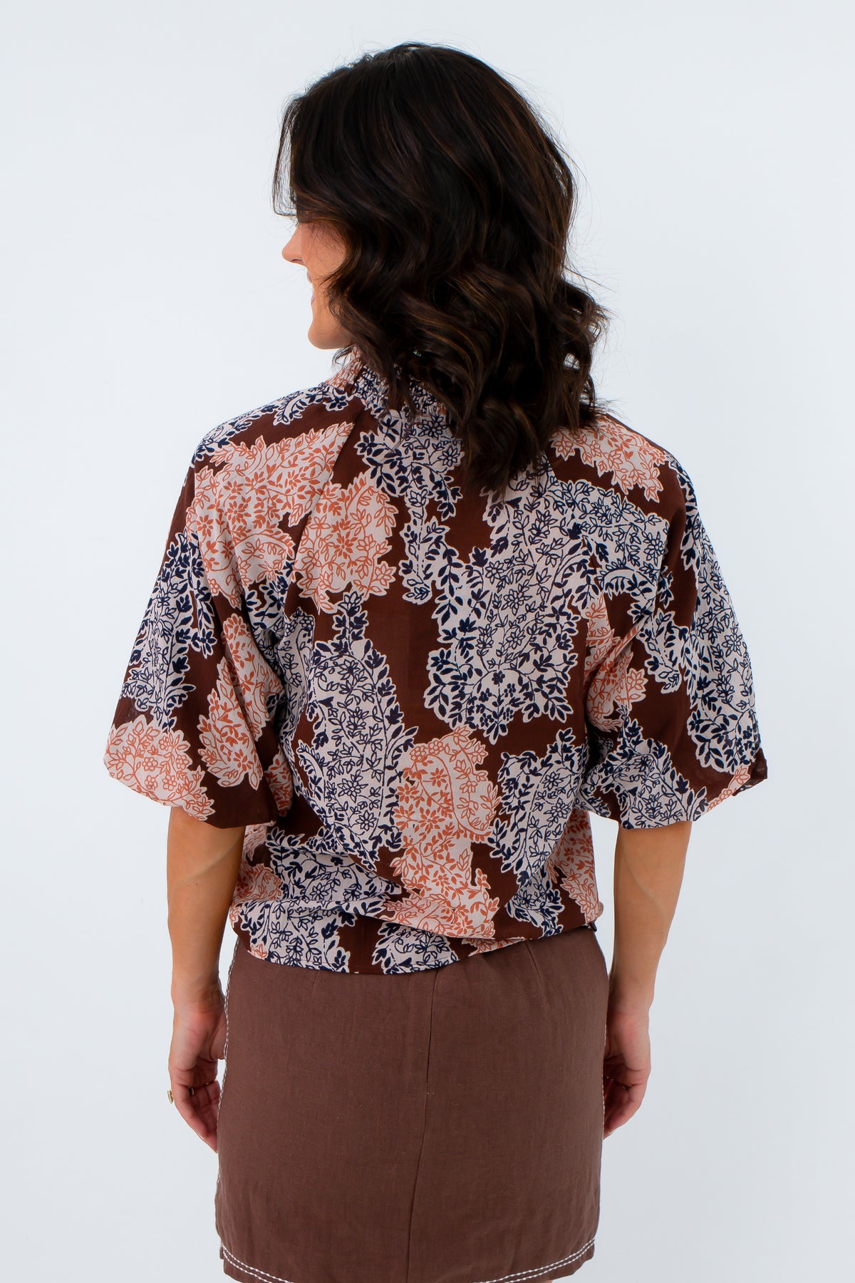 100% cotton breathable fall floral blouse, Brown ruffle collar blouse for fall workwear, THML fall blouse