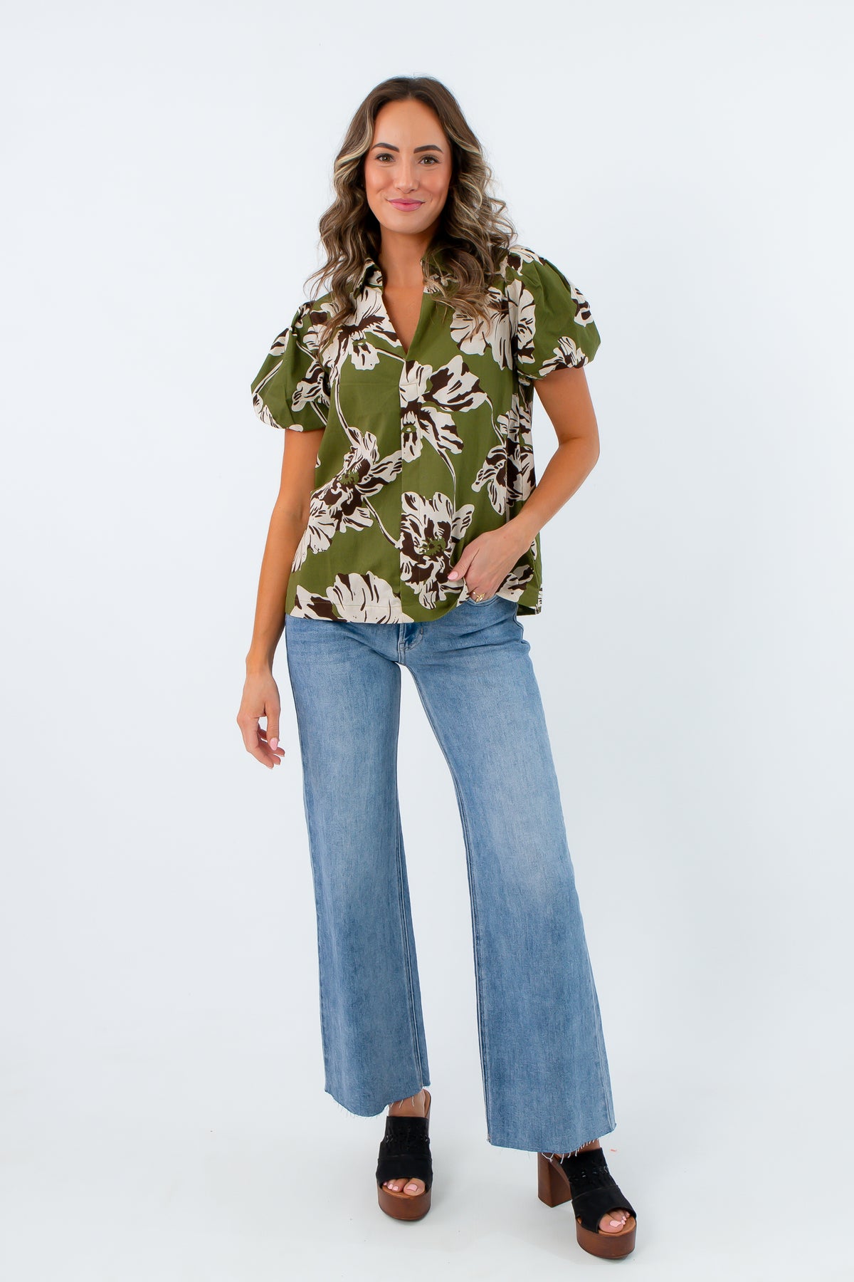 Green floral blouse with puff sleeves for fall, green floral blouse, fall workwear, green floral top