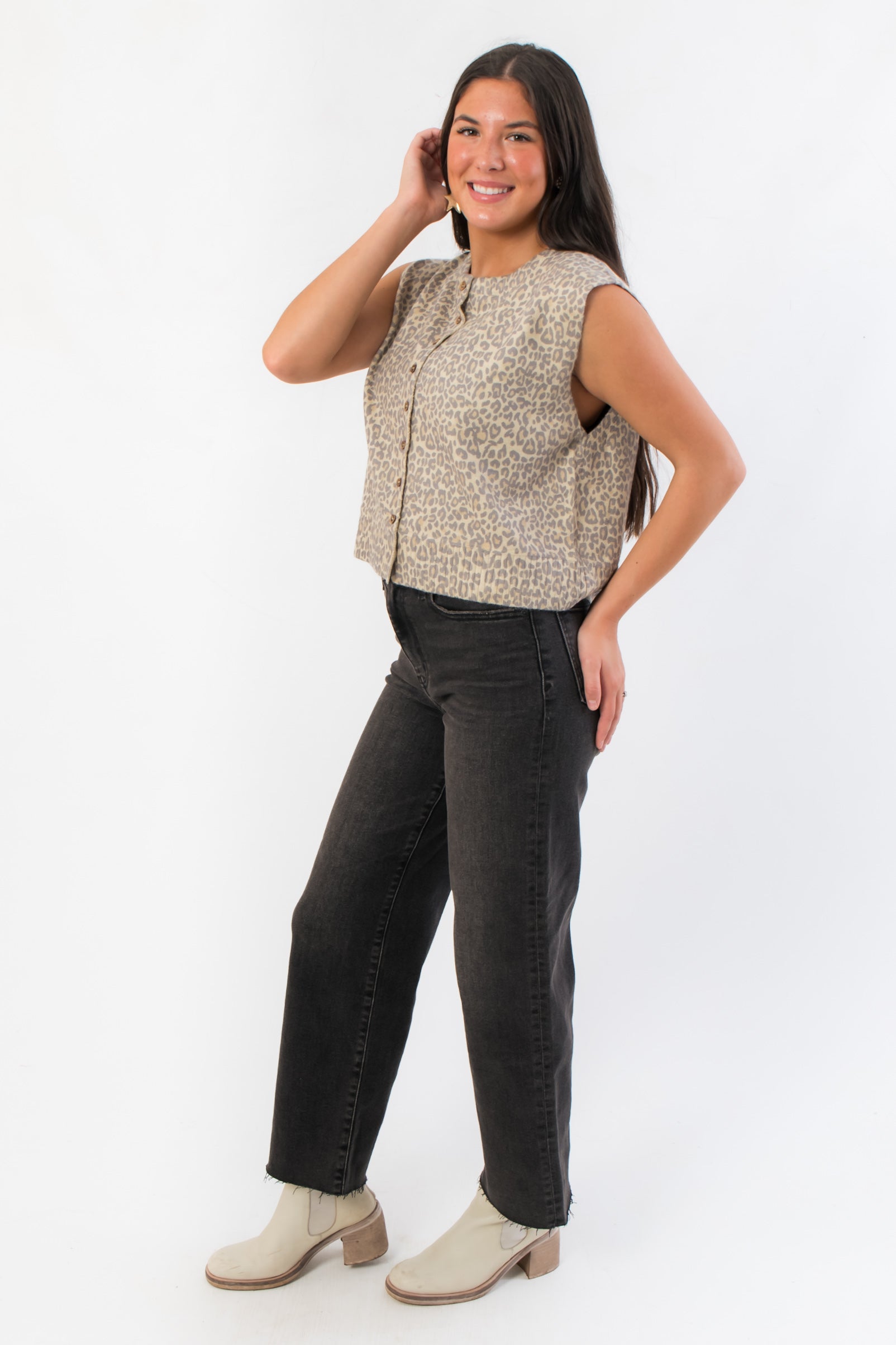 LeAnn Button Down Leopard Sleeveless Cardigan – Stylish Layering cardigan with side view showing relaxed fit and sleeveless design.