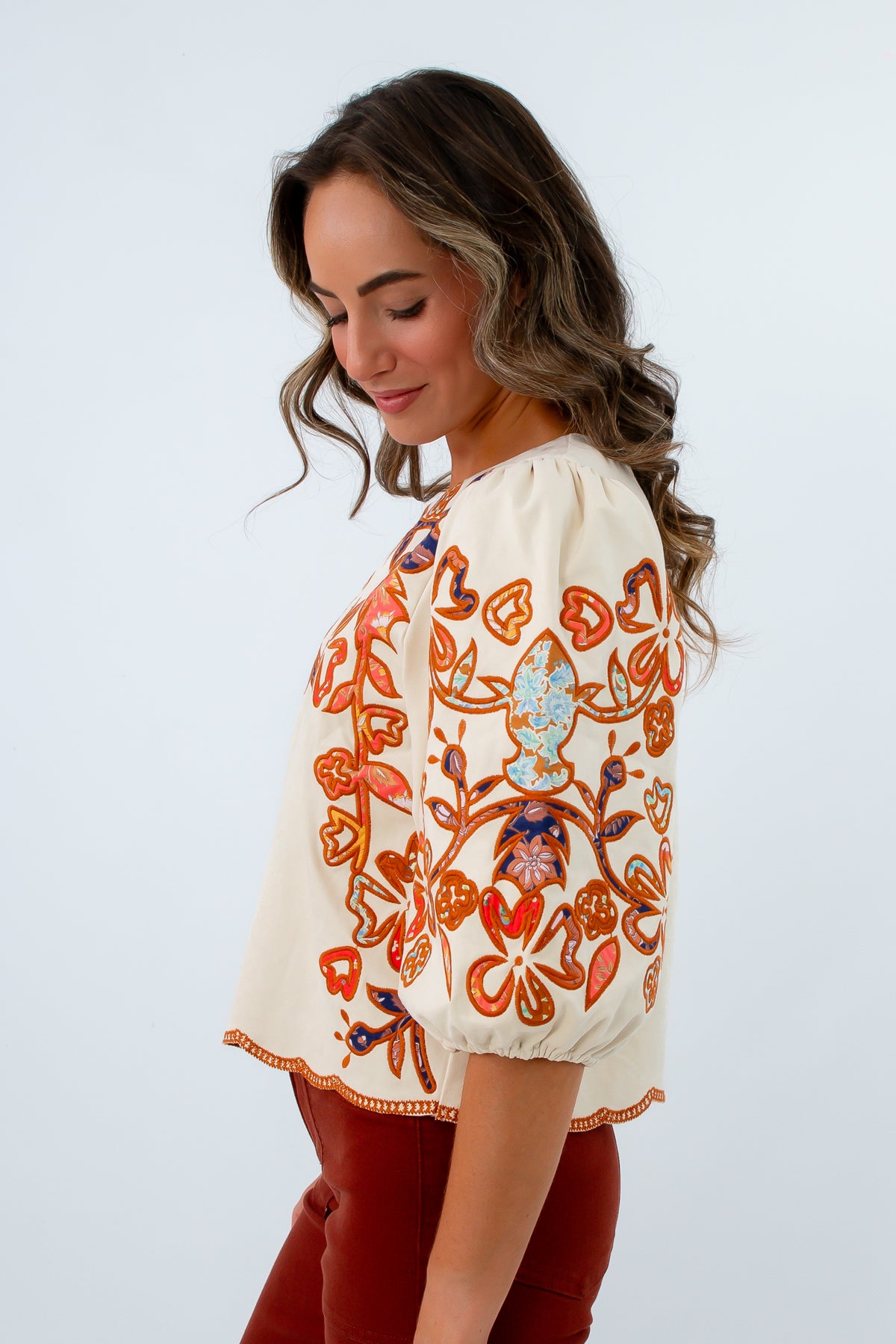 Thanksgiving outfit inspo fall blouse, cream blouse, suede blouse, blouse for thanksgiving