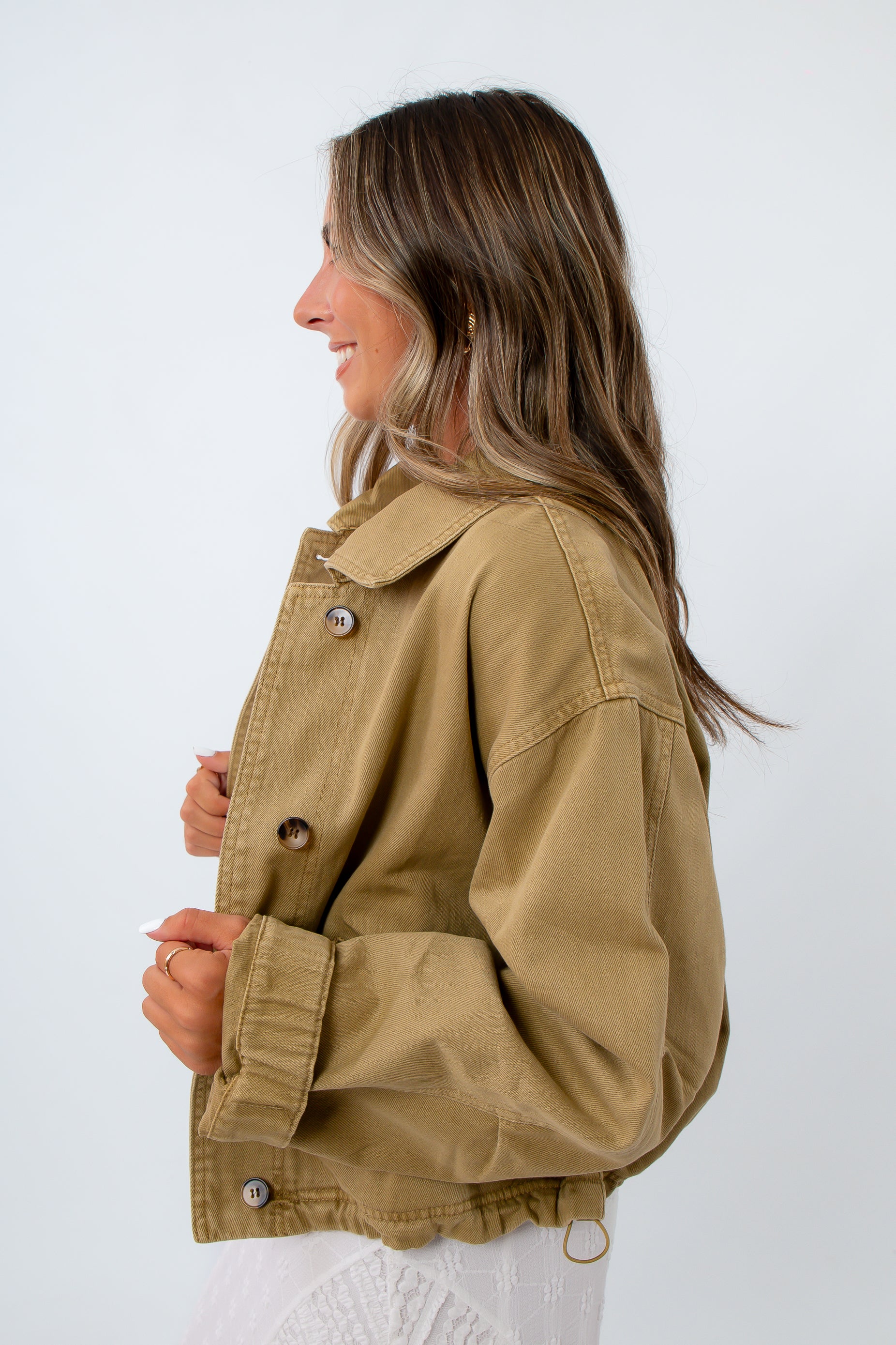 Lightweight cotton jacket for fall layering, jacket with boxy fit, cropped trench jacket