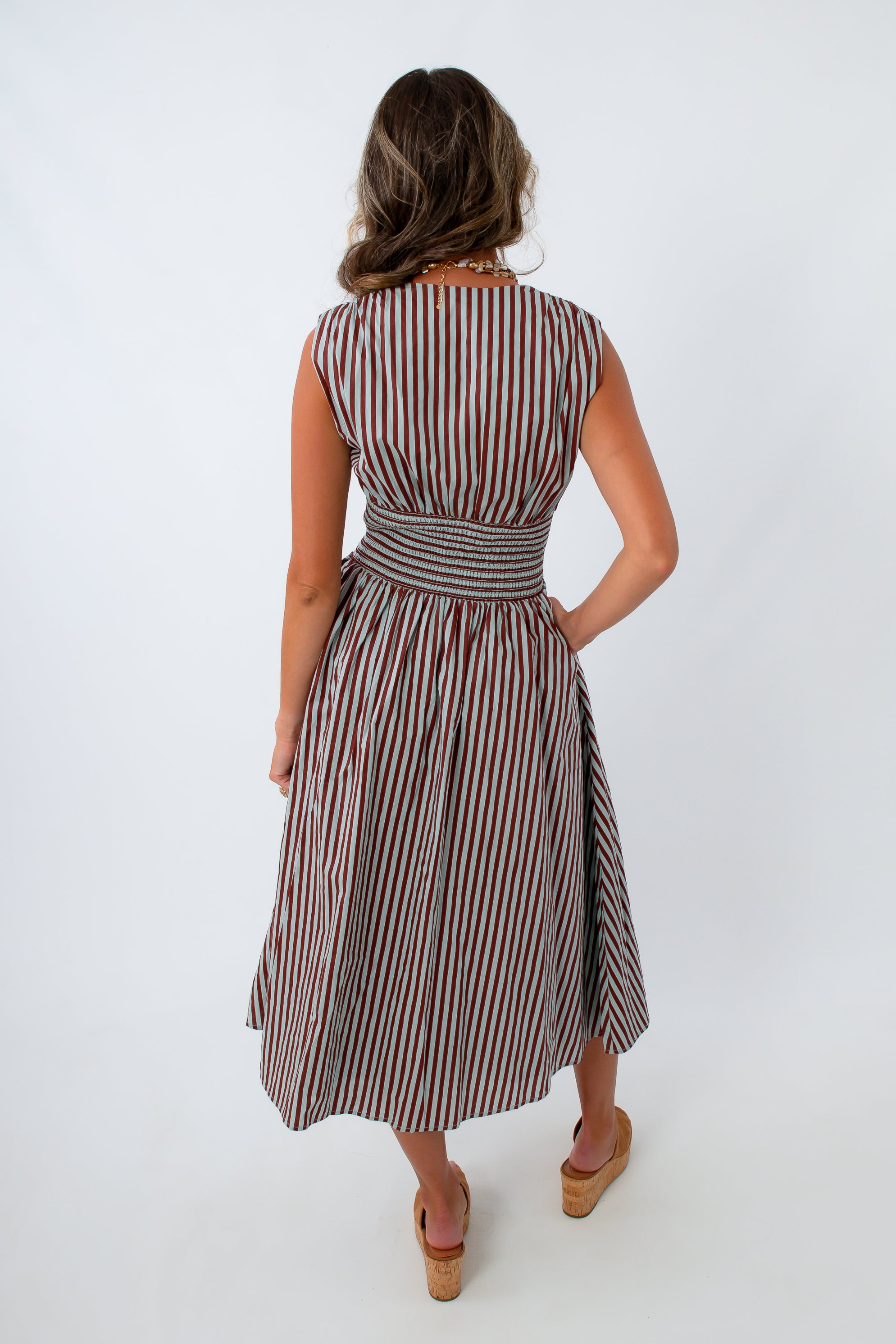 Modest workwear for teachers, Fall workwear for teachers, fun dresses for women, fall dresses for women