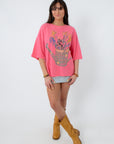 Women’s pink graphic boho T-shirt for spring outfits