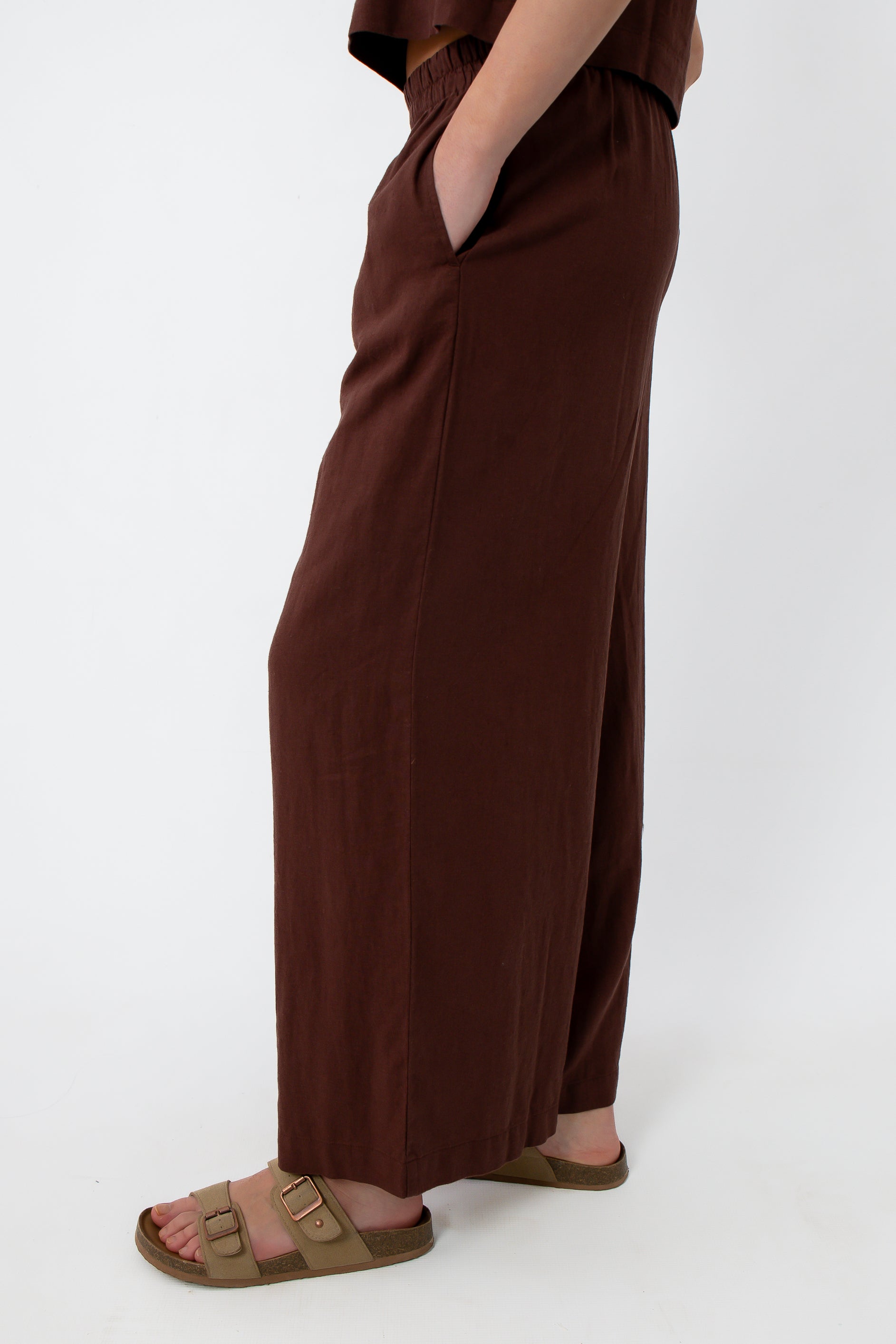Brown linen pants for women, relaxed fit, side pockets, casual style