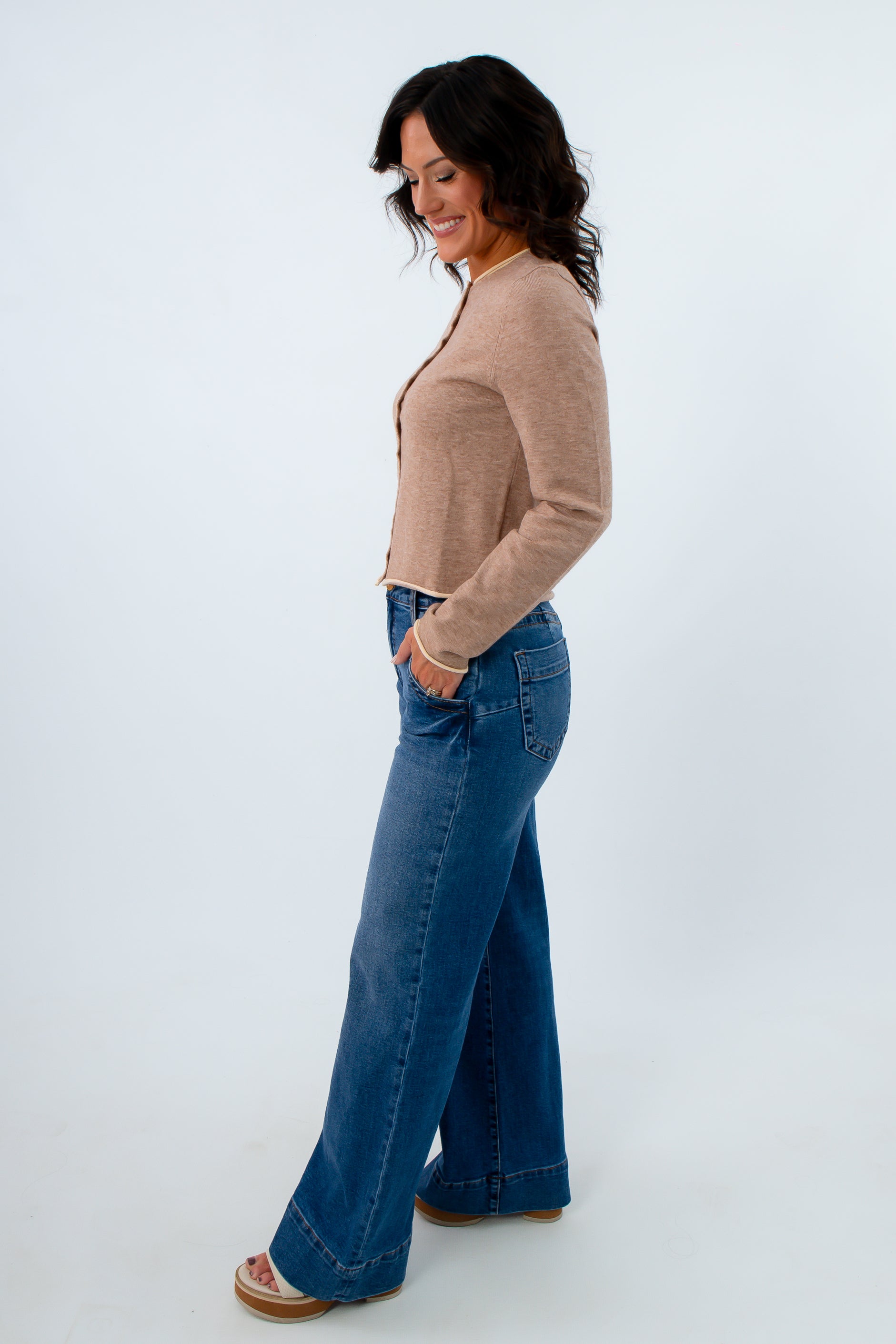 Kut from the Kloth Journey Maya Wide Leg Trouser Jean