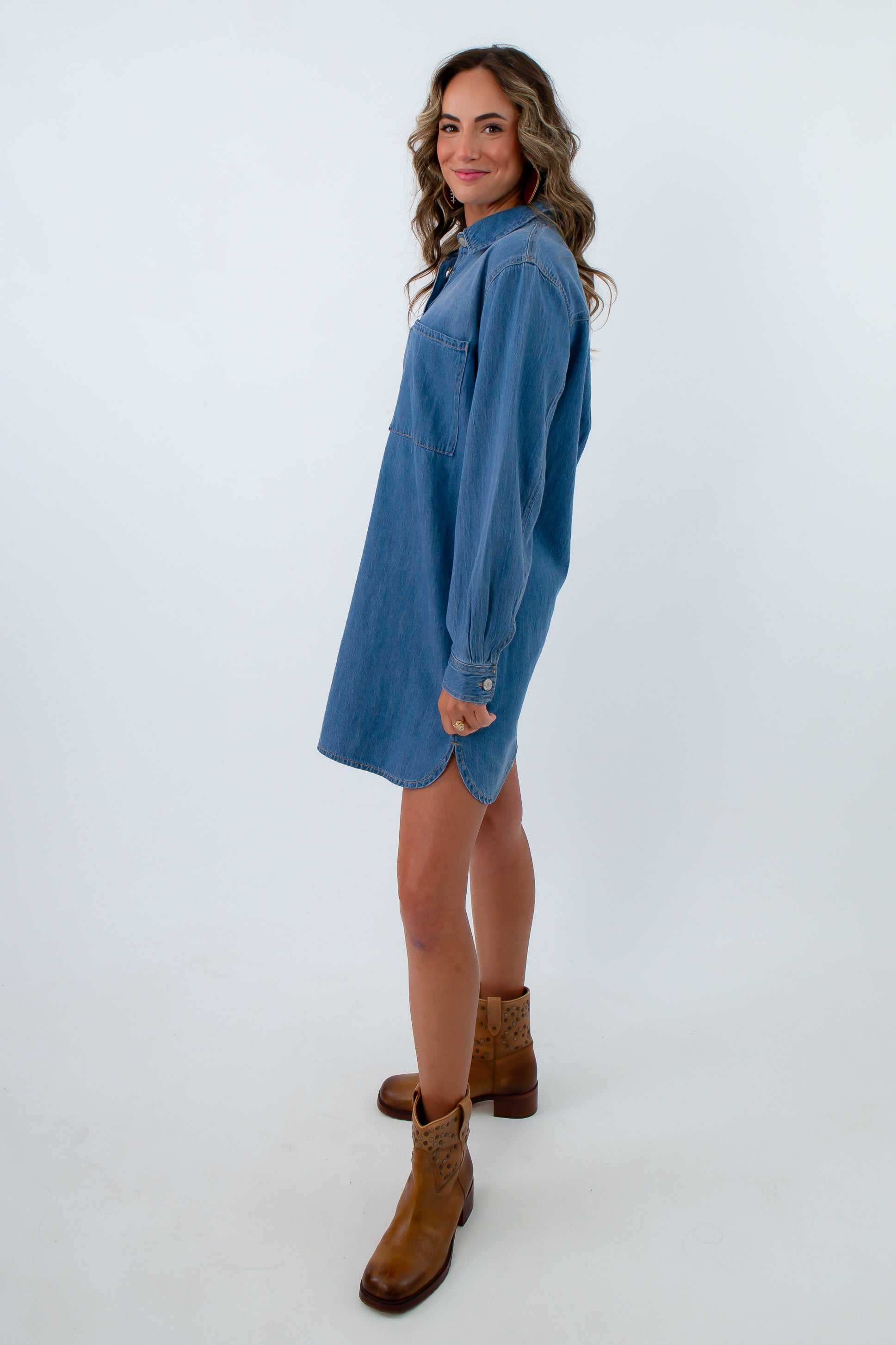 Casual long sleeve denim dress with button-down front, Z Supply denim dress, Z Supply long sleeve denim dress