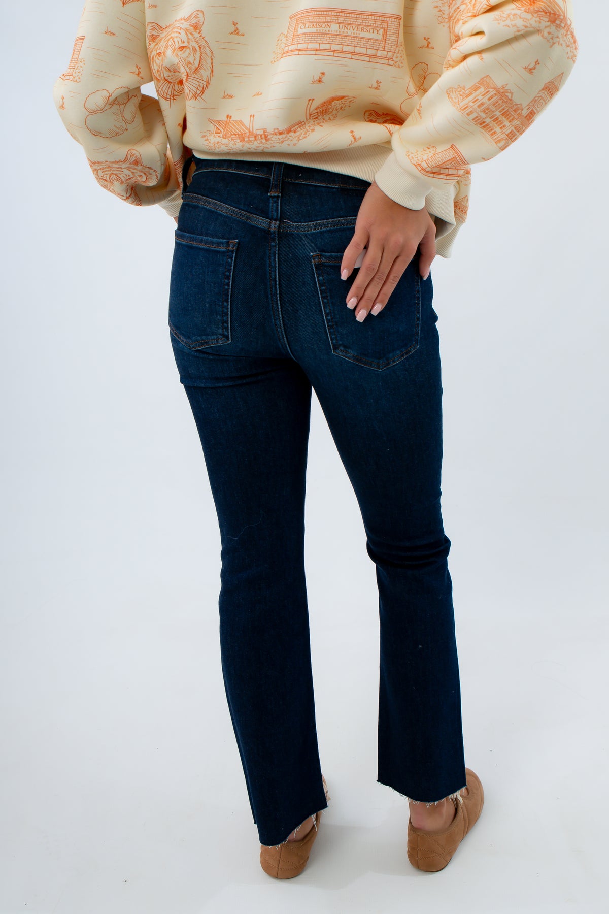 Stretchy high-rise dark denim flare jeans, Functional five-pocket cropped flare denim