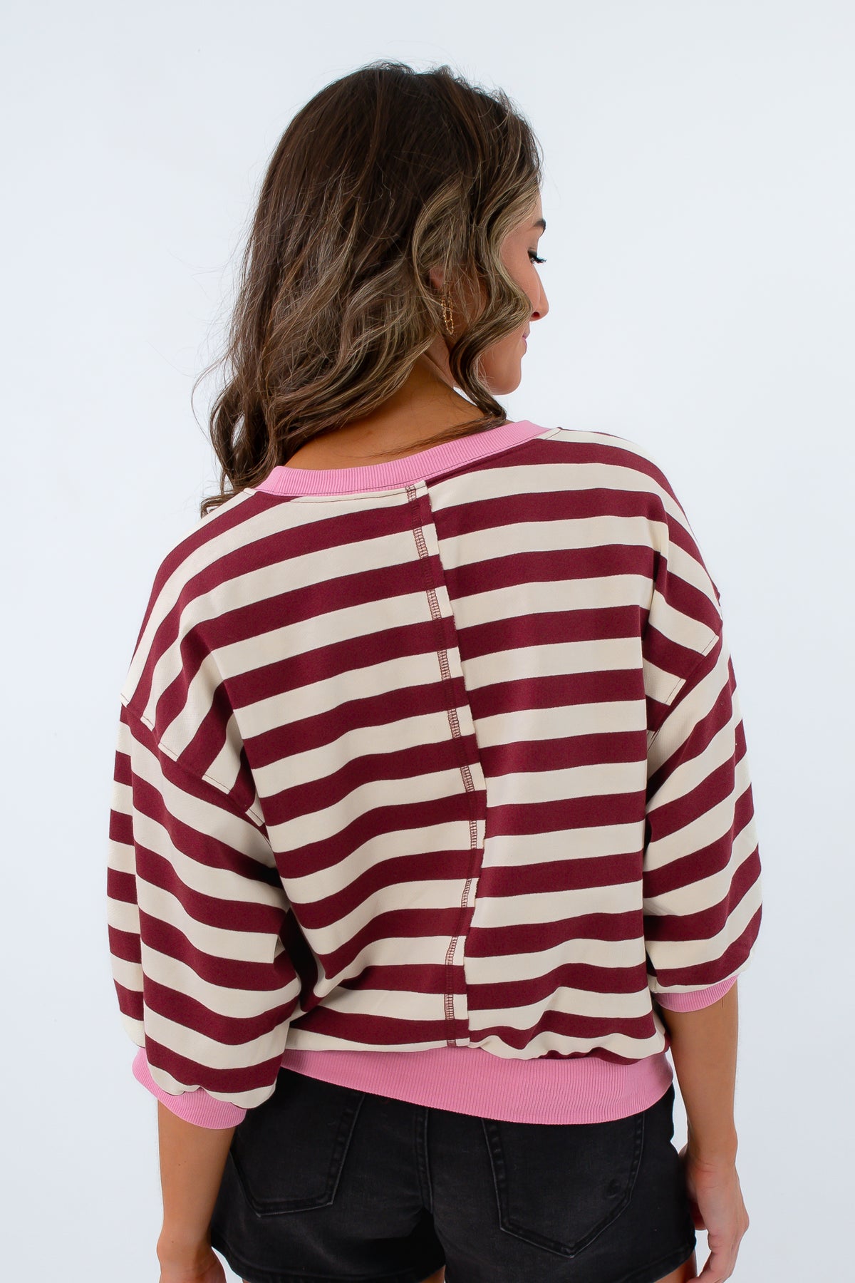 Short sleeve sweatshirt for fall, University of South Carolina game day top, Lightweight casual sweatshirt top, Relaxed fit short sleeve sweatshirt
